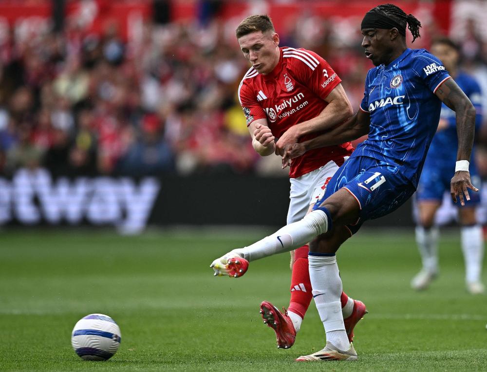 迪卡尼奥：国米球员在场上应务实一些；齐沃布阵时要打破常规